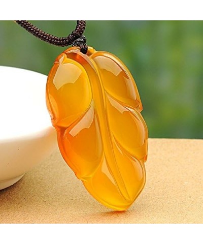 Women's pendant necklace Men pendant necklace Classic fashion Hand Carved agate Chalcedony Crystal Stone Pendant Necklace for...